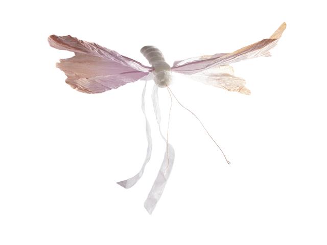 HANGING PAPER BUTTERFLY (LIGHT PINK)