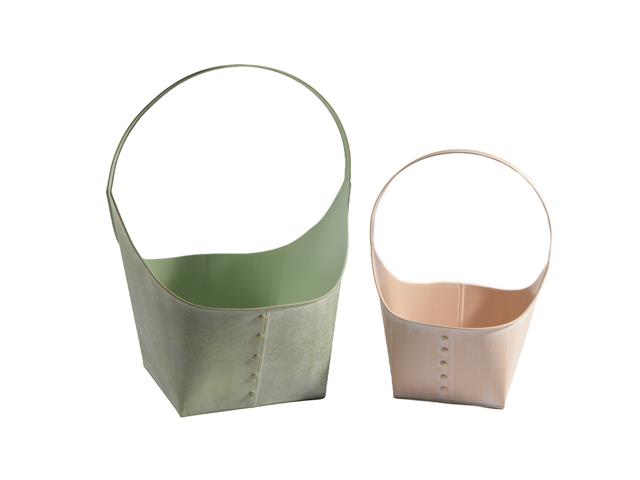 METAL BASKET PLANTER WITH HANDLE (SET OF 2)