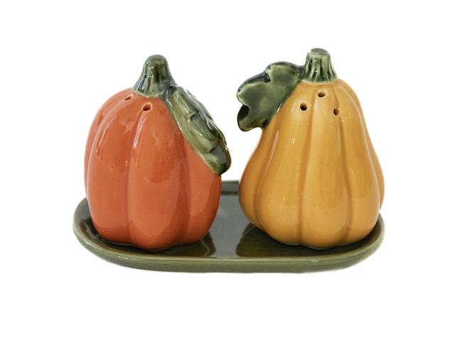 CERAMIC PUMPKIN SALT & PEPPER SHAKER (YELLOW & ORANGE)