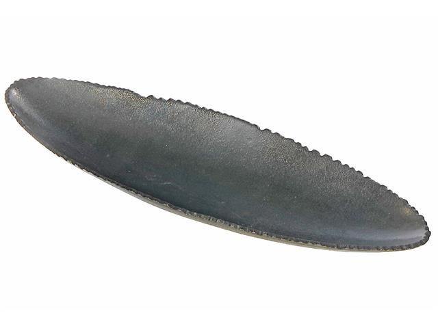 BLACK LONG OVAL TRAY WITH SERRATED EDGE