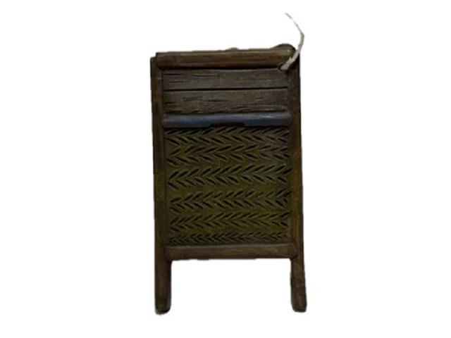 POLYRESIN WASHBOARD ORNAMENT