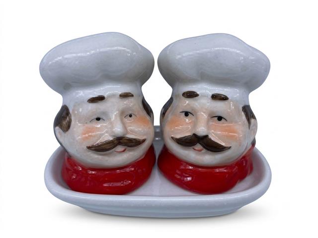 CERAMIC SALT AND PEPPER SHAKER (CHEF)