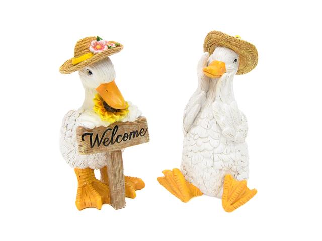 6" POLYRESIN GOOSE WITH HAT (ASSTD)