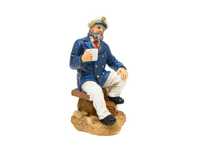 POLYRESIN FIGURINE (CAPTAIN HOLDING MUG)